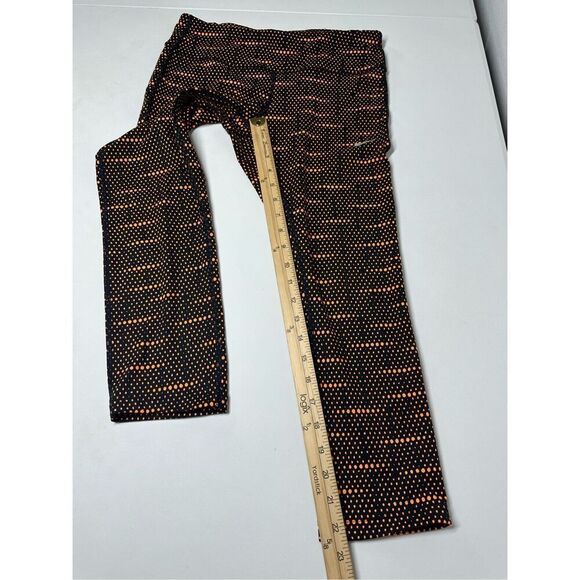 Nike Women's Dri Fit Epic Run Printed Capri Black/Orange Size M - Picture 3 of 16